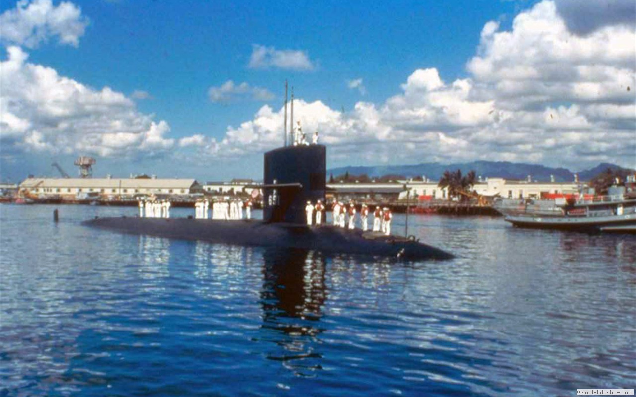 Queenfish (SSN-651)-19